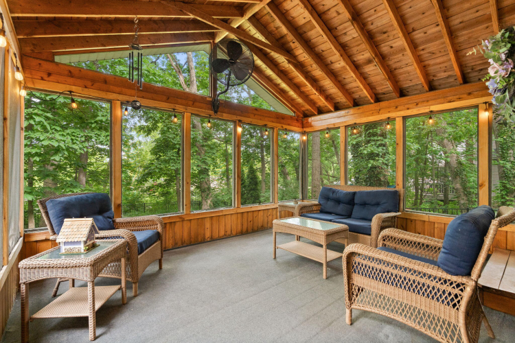 Listing Image 21