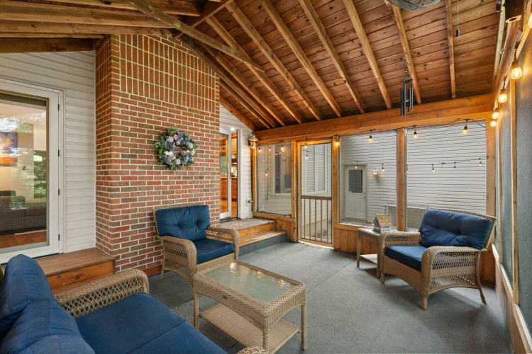 Listing Image 22