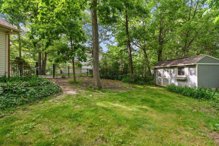 Listing Image 50