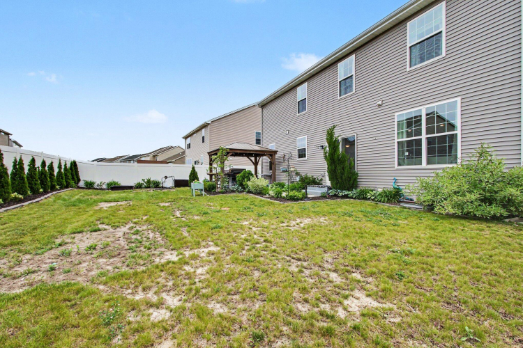Listing Image 33