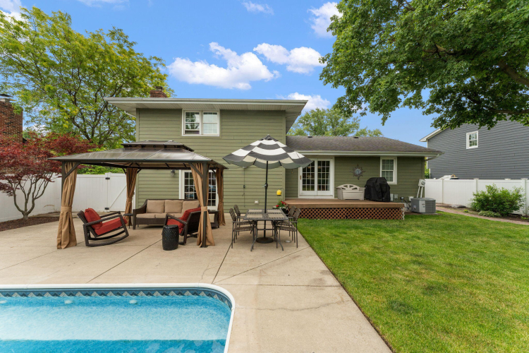 Listing Image 32