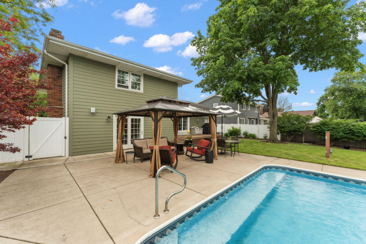Listing Image 34