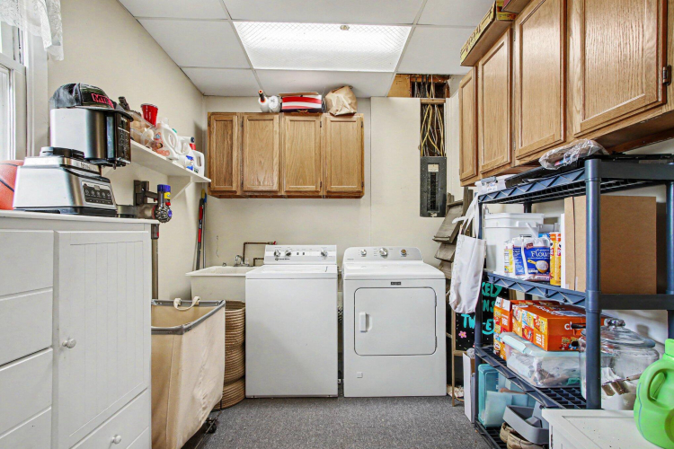 Listing Image 23