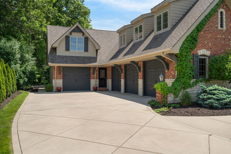 Listing Image 110