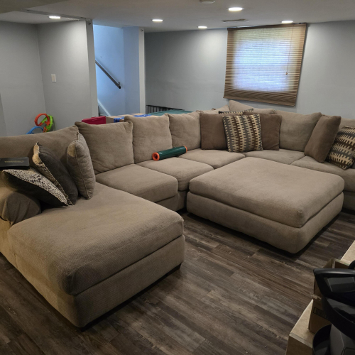 Listing Image 11