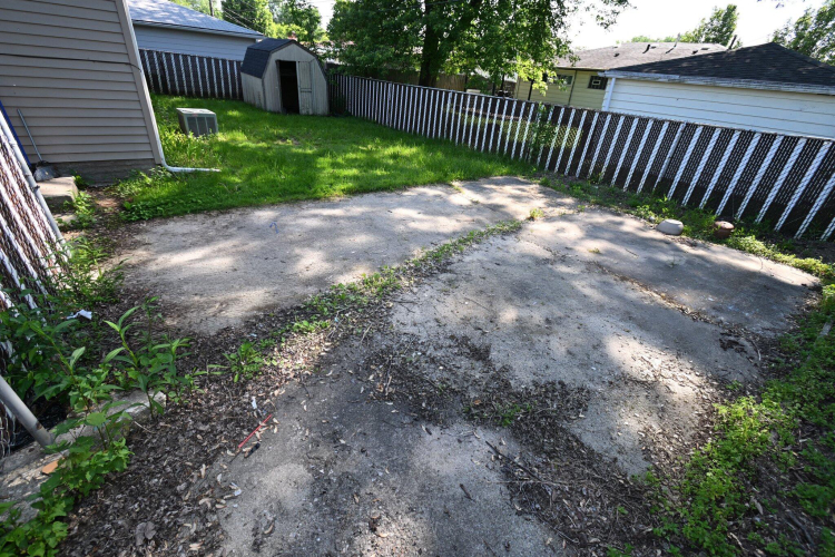Listing Image 20