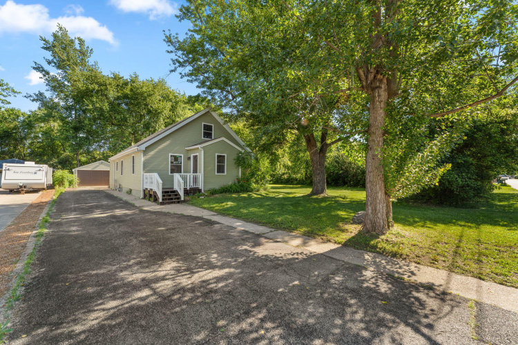 Listing Image 25