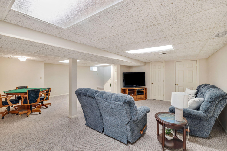 Listing Image 17