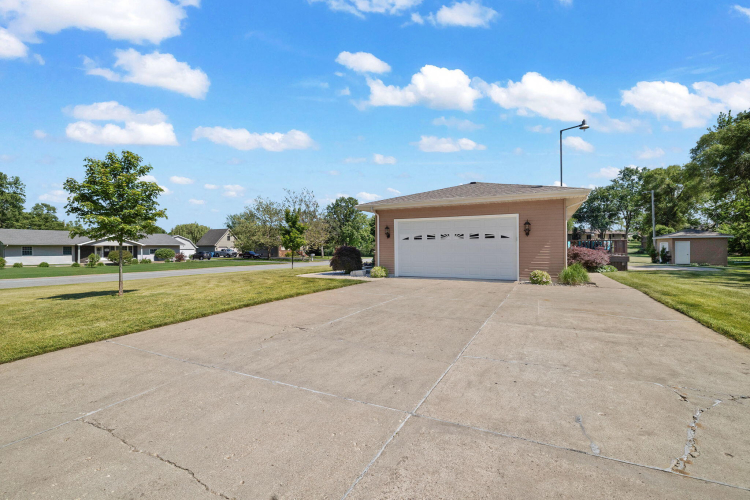 Listing Image 29