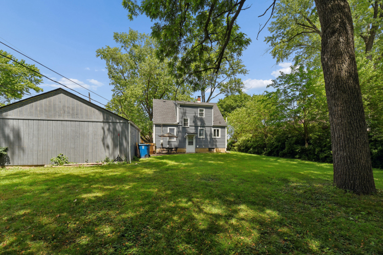 Listing Image 18