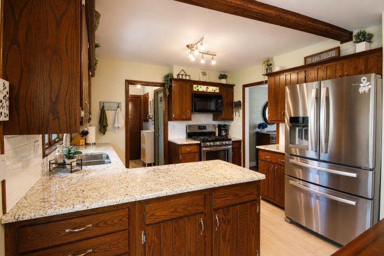 Listing Image 15