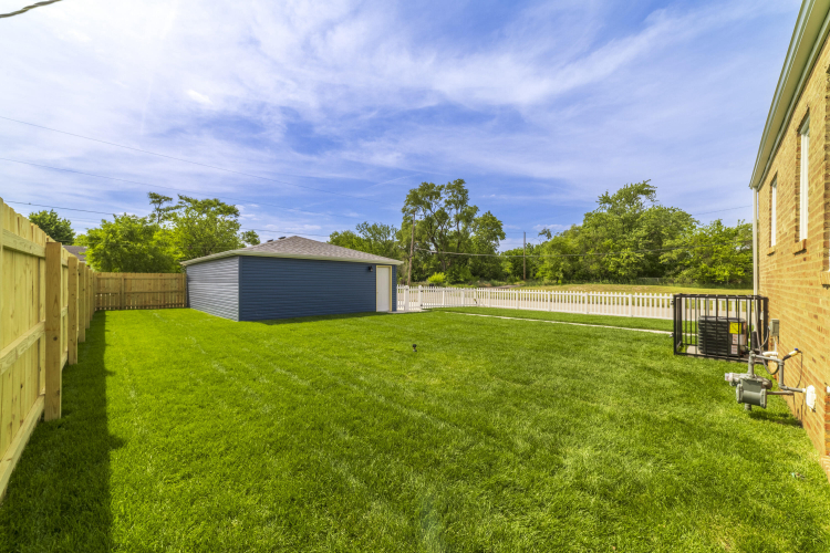 Listing Image 49