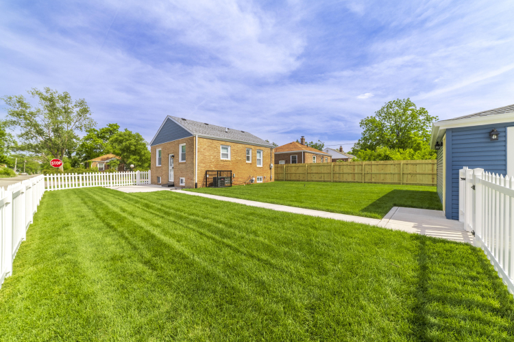 Listing Image 50