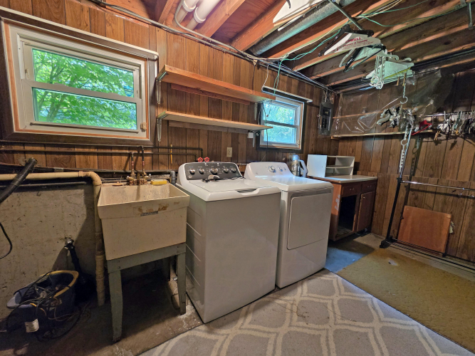Listing Image 37