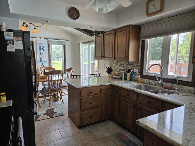 Listing Image 17