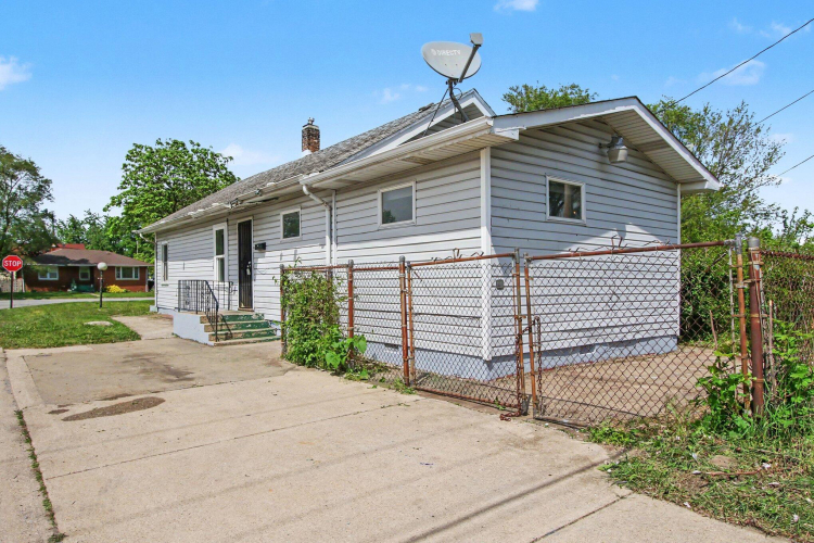 Listing Image 20