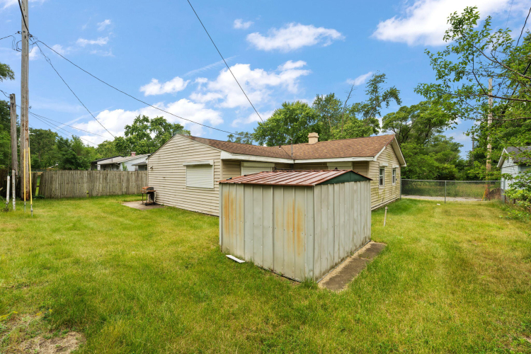 Listing Image 22