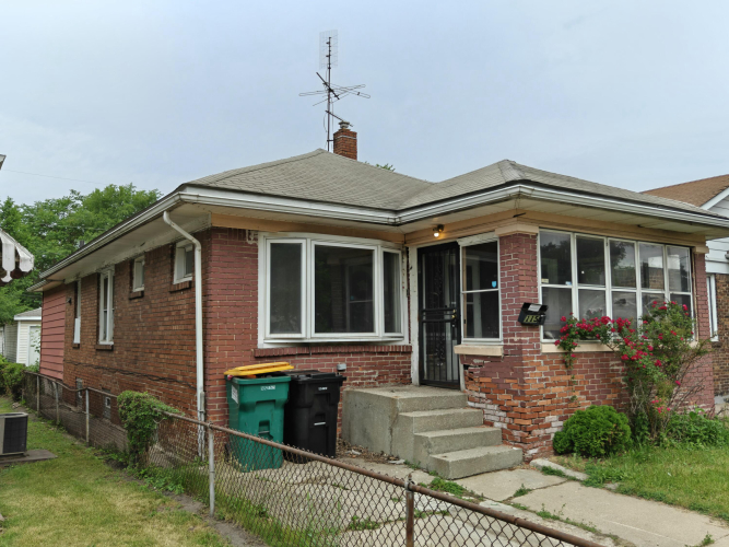 Listing Image 3