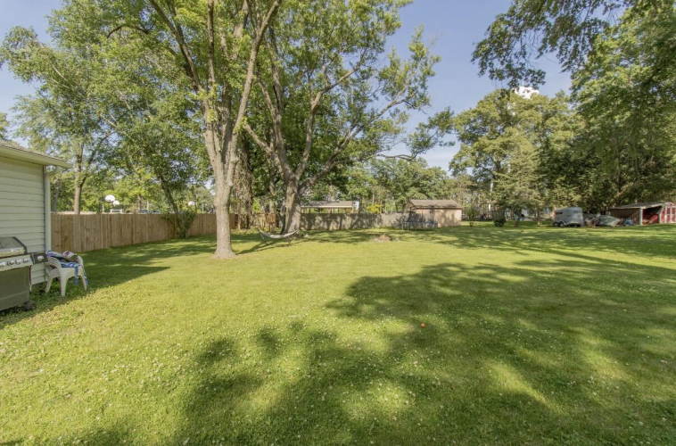 Listing Image 14