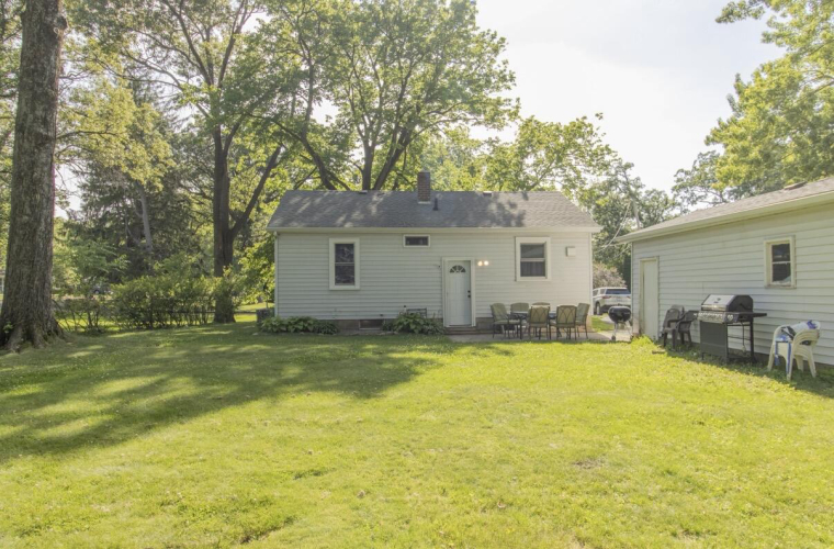 Listing Image 16