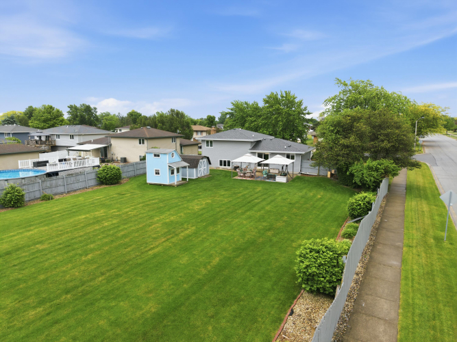 Listing Image 22