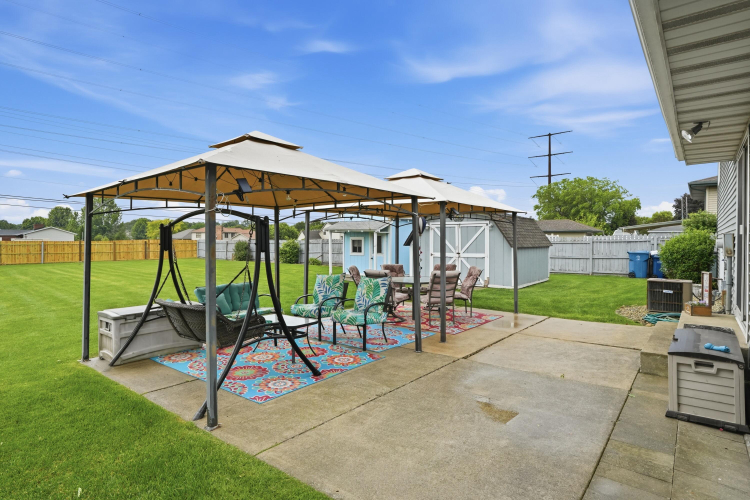 Listing Image 23