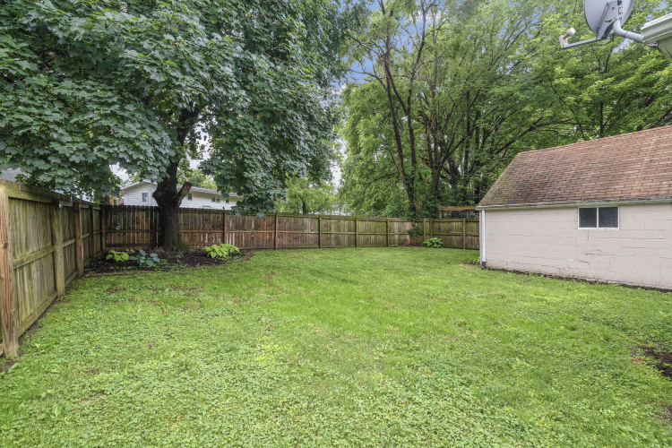 Listing Image 13
