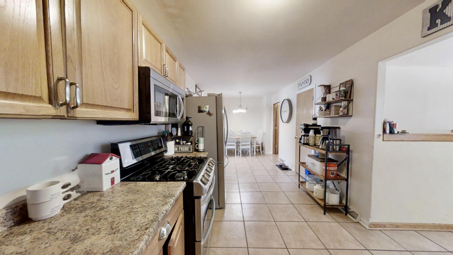Listing Image 22