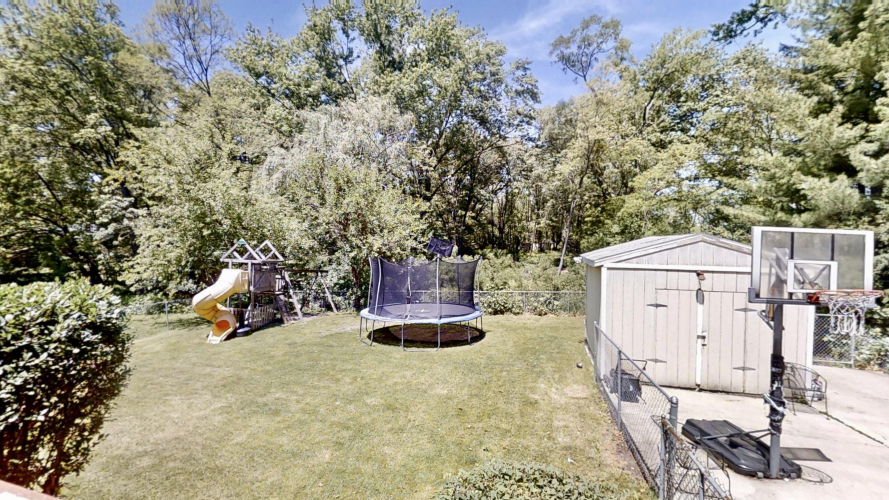 Listing Image 48