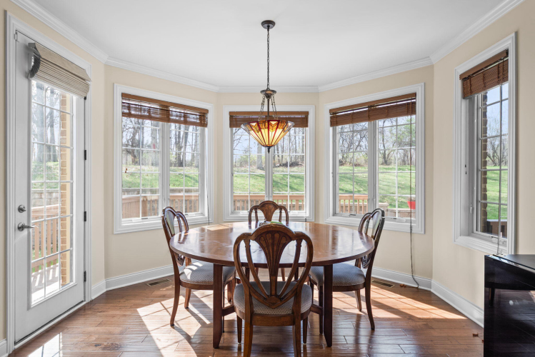 Listing Image 15