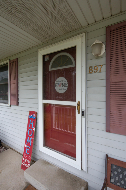Listing Image 3