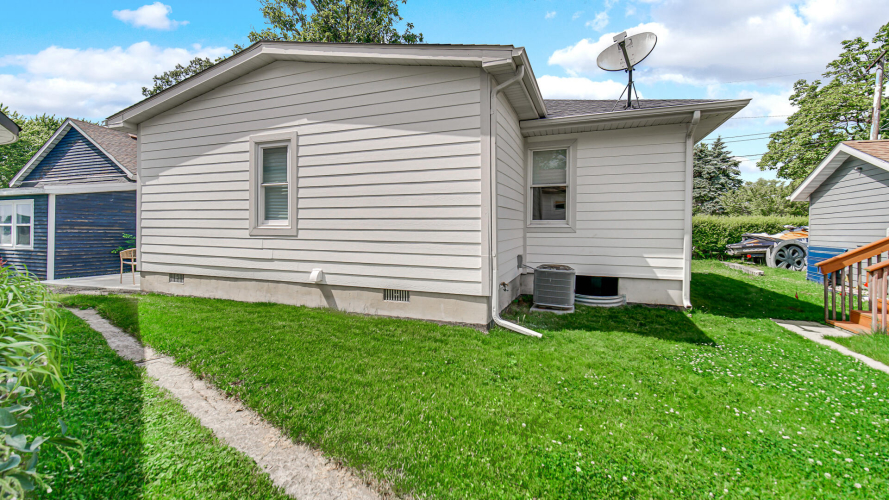 Listing Image 20