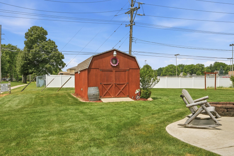 Listing Image 24