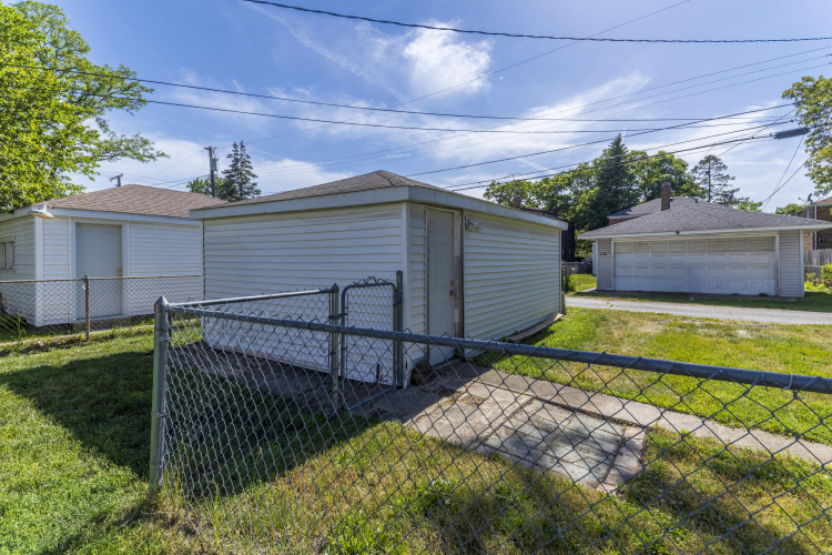 Listing Image 31