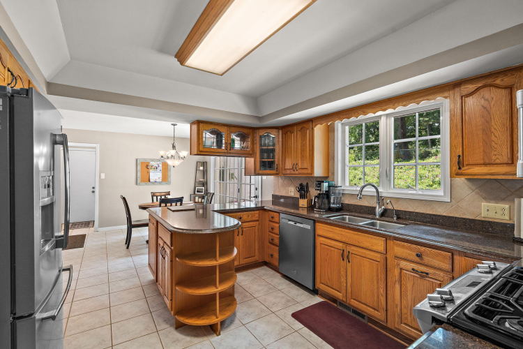Listing Image 14