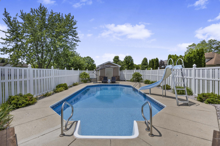 Listing Image 57