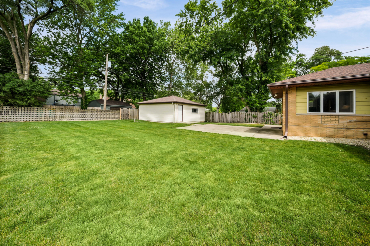 Listing Image 26