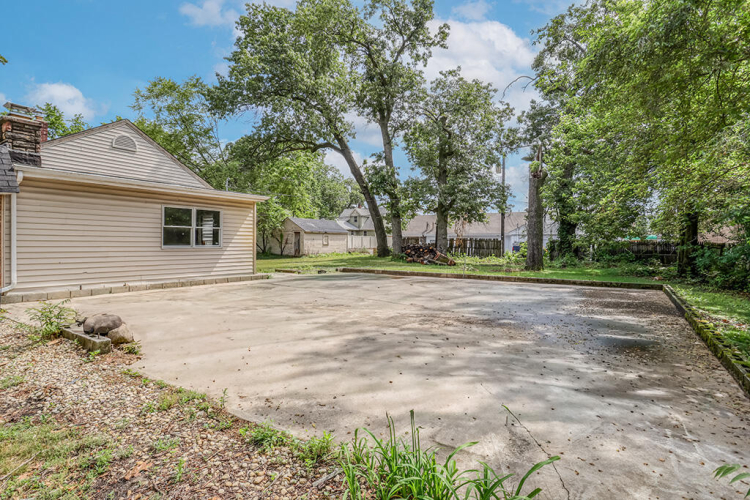 Listing Image 13