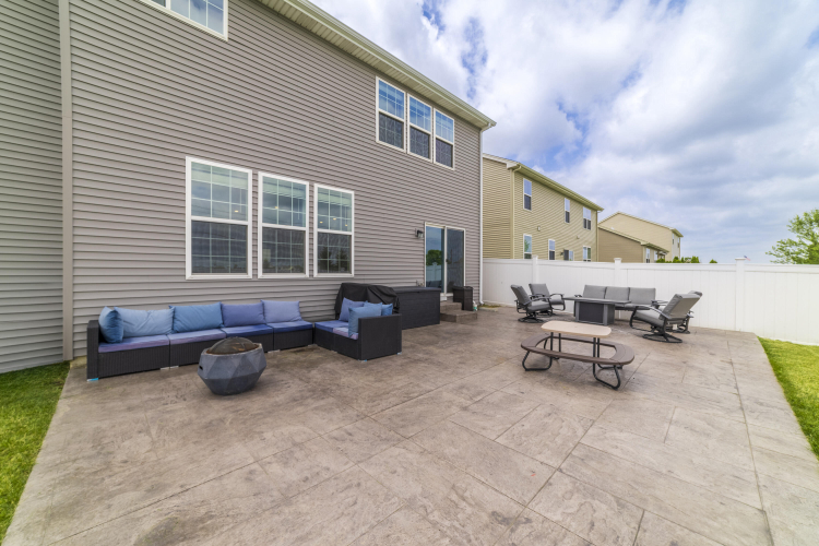 Listing Image 40