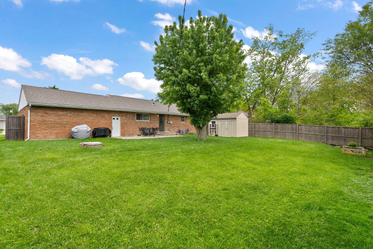 Listing Image 16
