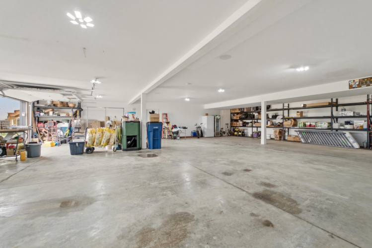 Listing Image 52