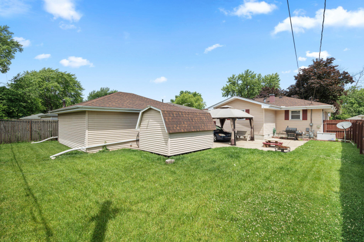 Listing Image 20