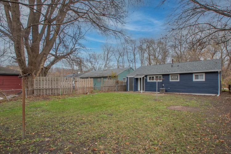Listing Image 17