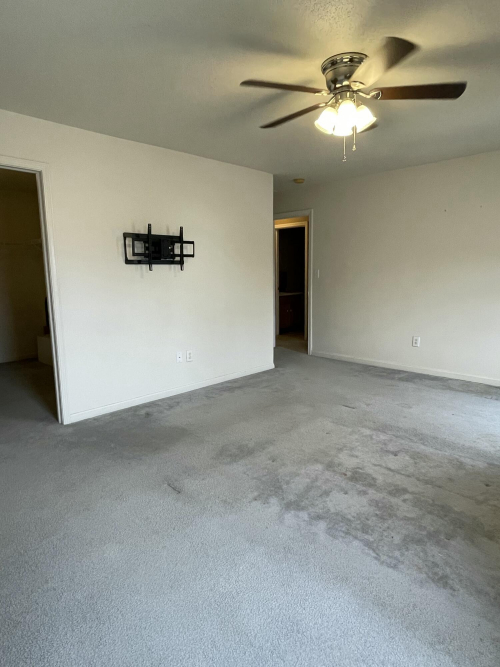 Listing Image 48