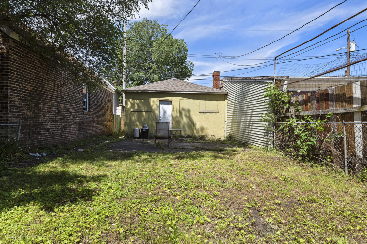 Listing Image 22