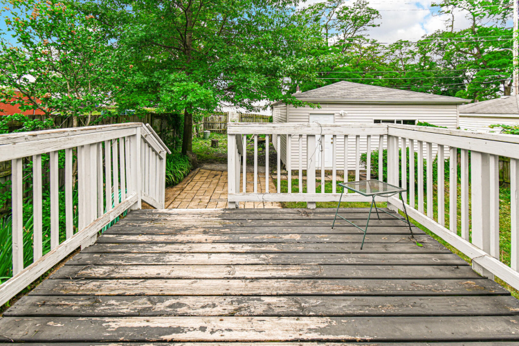 Listing Image 19
