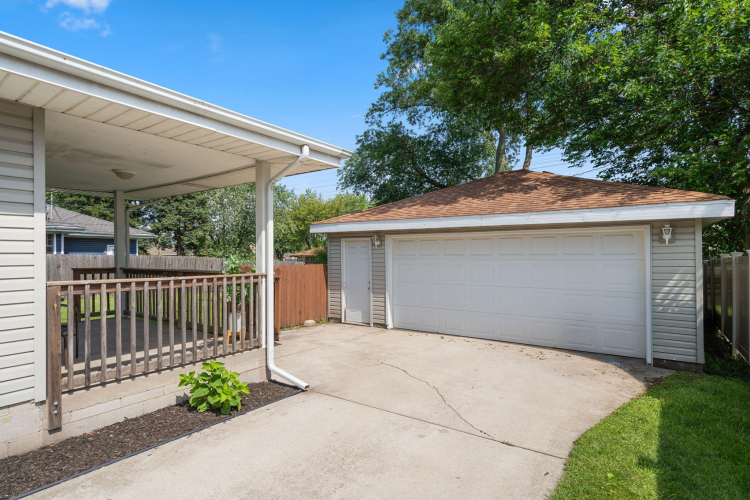 Listing Image 21