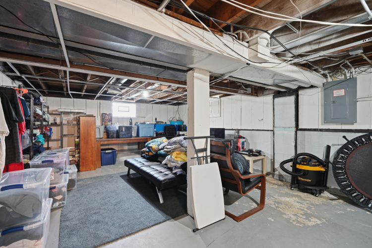 Listing Image 24