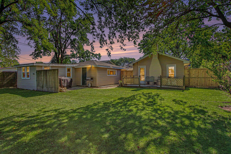 Listing Image 23