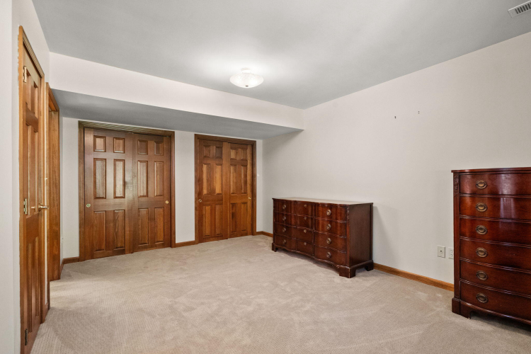 Listing Image 29